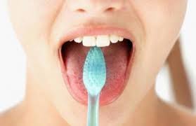 Sering tidak menyikat lidah, dapat berakibat buruk bagi kesehatan mulut